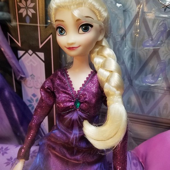 Authentic Disney Store Frozen 2 Elsa Bedroom Playset and Anna Adventure Playset - Picture 3 of 13